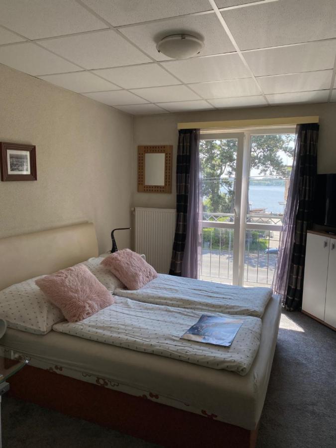 Panzio Tata Bed & Breakfast Exterior photo