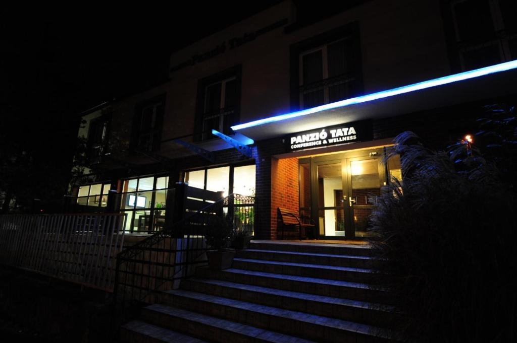 Panzio Tata Bed & Breakfast Exterior photo
